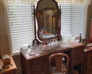 Antique Vanity & breakables