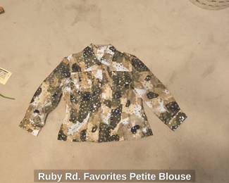 Ruby Rd. Favorites Petite Blouse