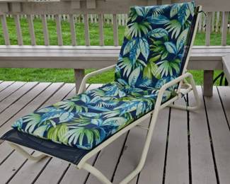 Tropical Leaf Print Chaise Lounge Cushion with Frame