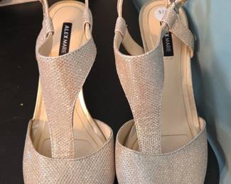 Alex Marie Gold Glitter TStrap Sandals