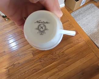 Noritake Trilby Pattern Teacup and Saucer Set second image