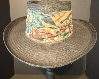 Womens Woven Straw Sun Hat with Floral Band