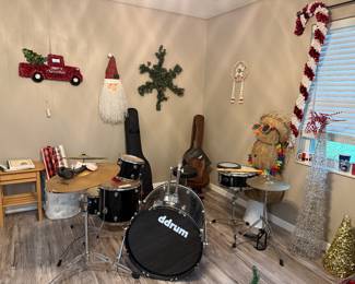 Music/ Christmas room