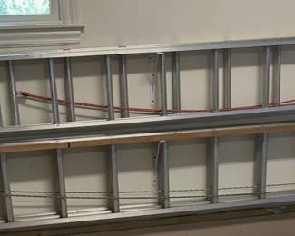 Werner 28 ft Aluminum Extension Ladder