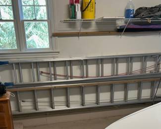 Werner 28 ft Aluminum Extension Ladder