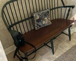 Vintage Windsor-Style Spindle-Back Settee Bench