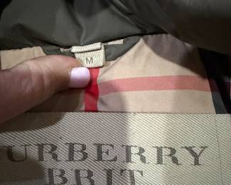 Burberry winter puffer women’s size 6