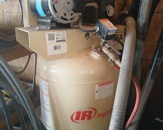 INGERSOL RAND air compressor