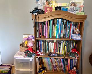 Children’s books, Madame Alexander dolls, room decor