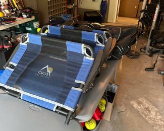 Folding chairs 