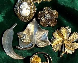 Assorted Gold Tone Pins