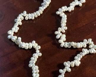 Baroque Pearl Strand