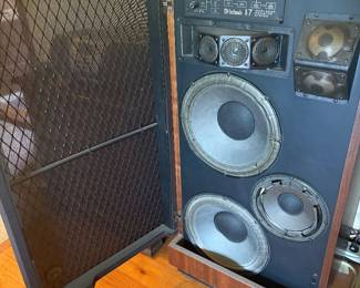 McIntosh Speakers (Pair of)
