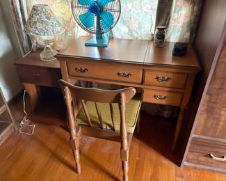 Sewing Machine Table