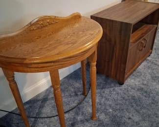 SIDE TABLES