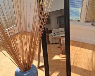 STANDING MIRROR
