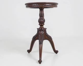 Chippendale Style Mahogany Tripod Pedestal Side Table