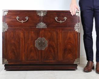 Henredon Chinoiserie Style Bachelor Chest with Brass Hardware (1 of 2)