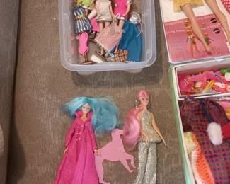 Dawn dolls and Ideal flat dolls