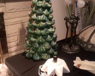 Ceramic Christmas tree (has damage)