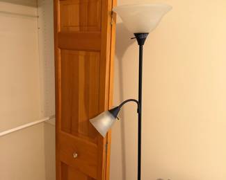 Floor lamp