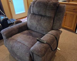 La Z Boy Power Lift Chair