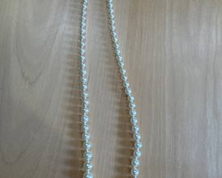 Genuine pearl necklace