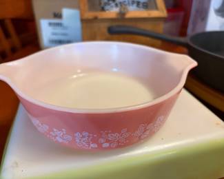 Vintage Pyrex 471 White Gooseberry Print Pink 1 Pint Casserole No Lid