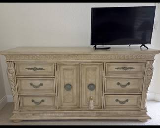 Bedroom Set Dresser Thomasville
