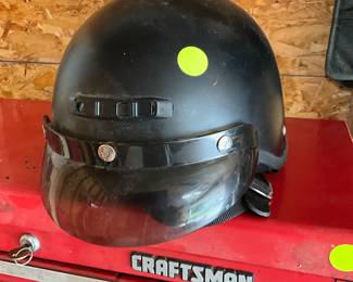 Motorcycle helmet