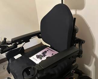 Amazing Wheel Chair - Battery Charger and Instructions