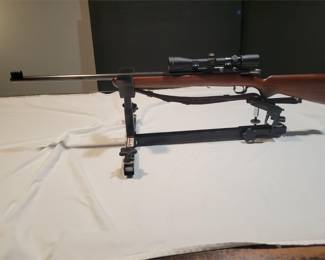 Lot # : 21 - Stevens Model 416 22LR target rifle