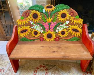 Folkart hand crafted front and sides, sunflower, signed by Alfredo Martinez, Tepoztlán Morelos