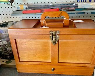 Gun cleaning chest by Game Winner