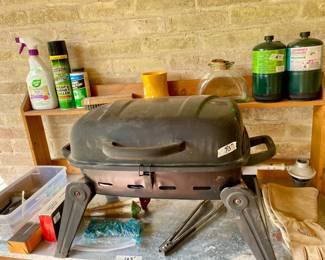 Welcome to the garden, great furniture and pots, grill and storage
