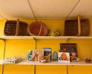 misc. baskets, childrens' books