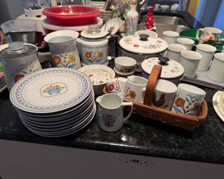 Swedish Folk Art enamelware