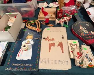 vintage Scandinavian holiday & folk art 