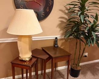 Nesting tables, 3