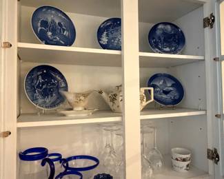 B&G plates, misc. serving pieces