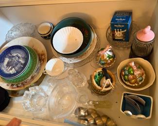 misc. serving pieces