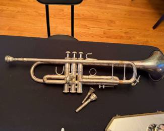 1977 Vincent Bach Stradivarius Bb Trumpet; Professional Model 37 (smooth valves