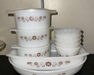 Vintage Dynaware Cookware
