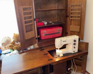 Bernina Sewing Machine with Cabinet (lift & machine work)