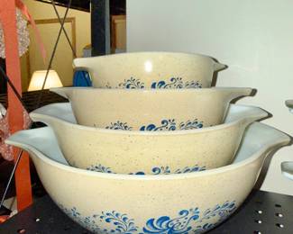 Vintage Pyrex Homestead Cinderella Mixing Bowl, 4-Piece Set #441, #442, #443 & #444