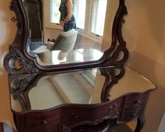 Antique vanity