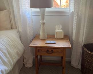Side table/nightstand