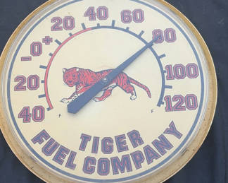 Lot 21: Round Tiger Fuel Company Advertising Gauge Sign