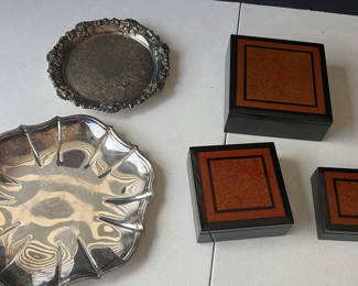 Lot 74: Silver plate decorative trays and black lacquer boxes with orange inlays