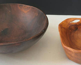 Lot 69: Pair of wooden bowls
